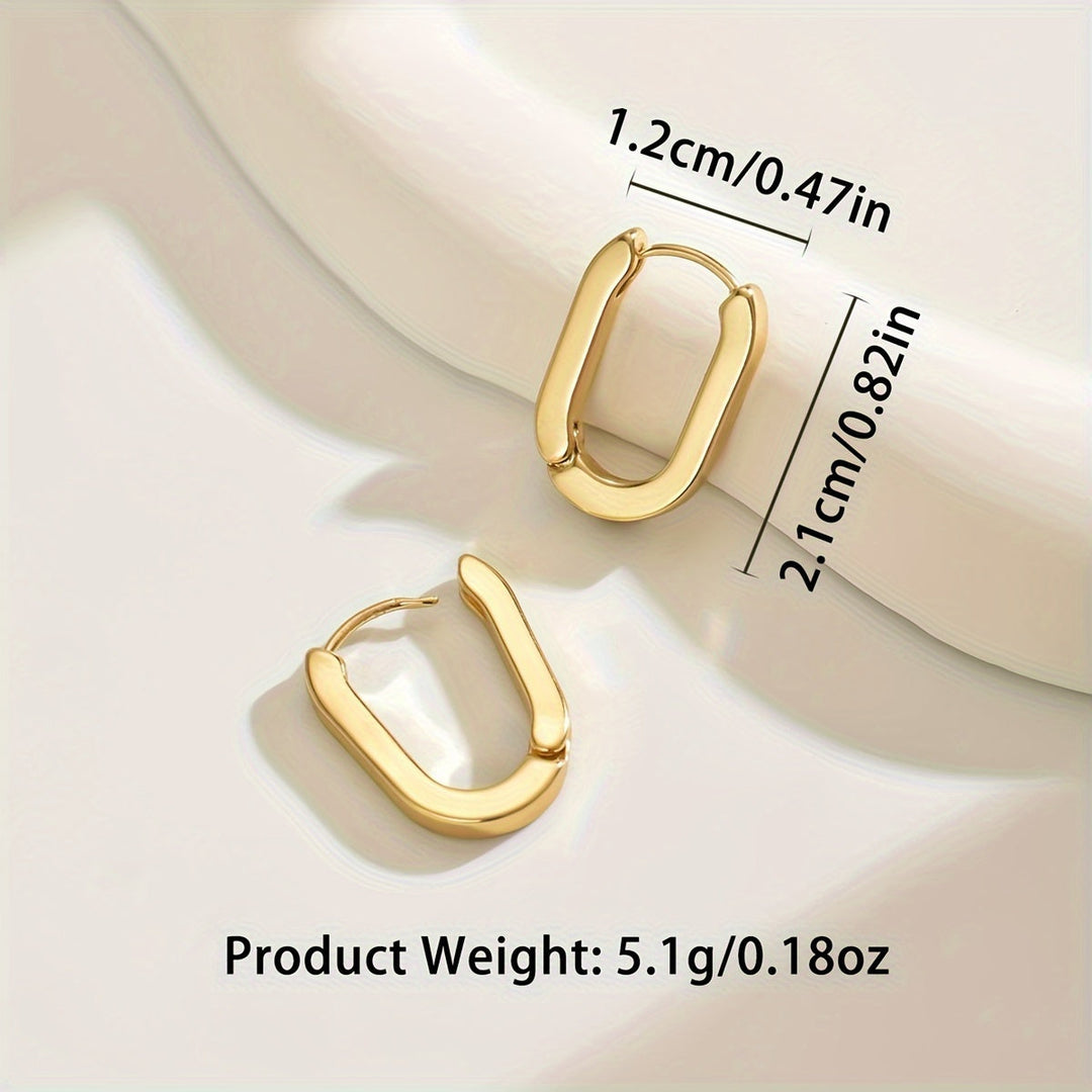 Boucles d'Oreilles - Épure Géométrique Chic, mise en situation