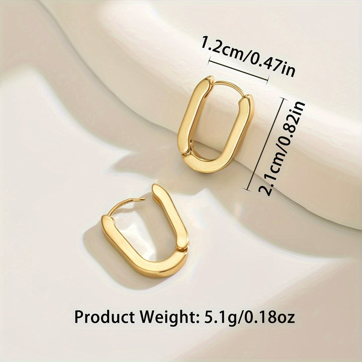 Boucles d'Oreilles - Épure Géométrique Chic, mise en situation