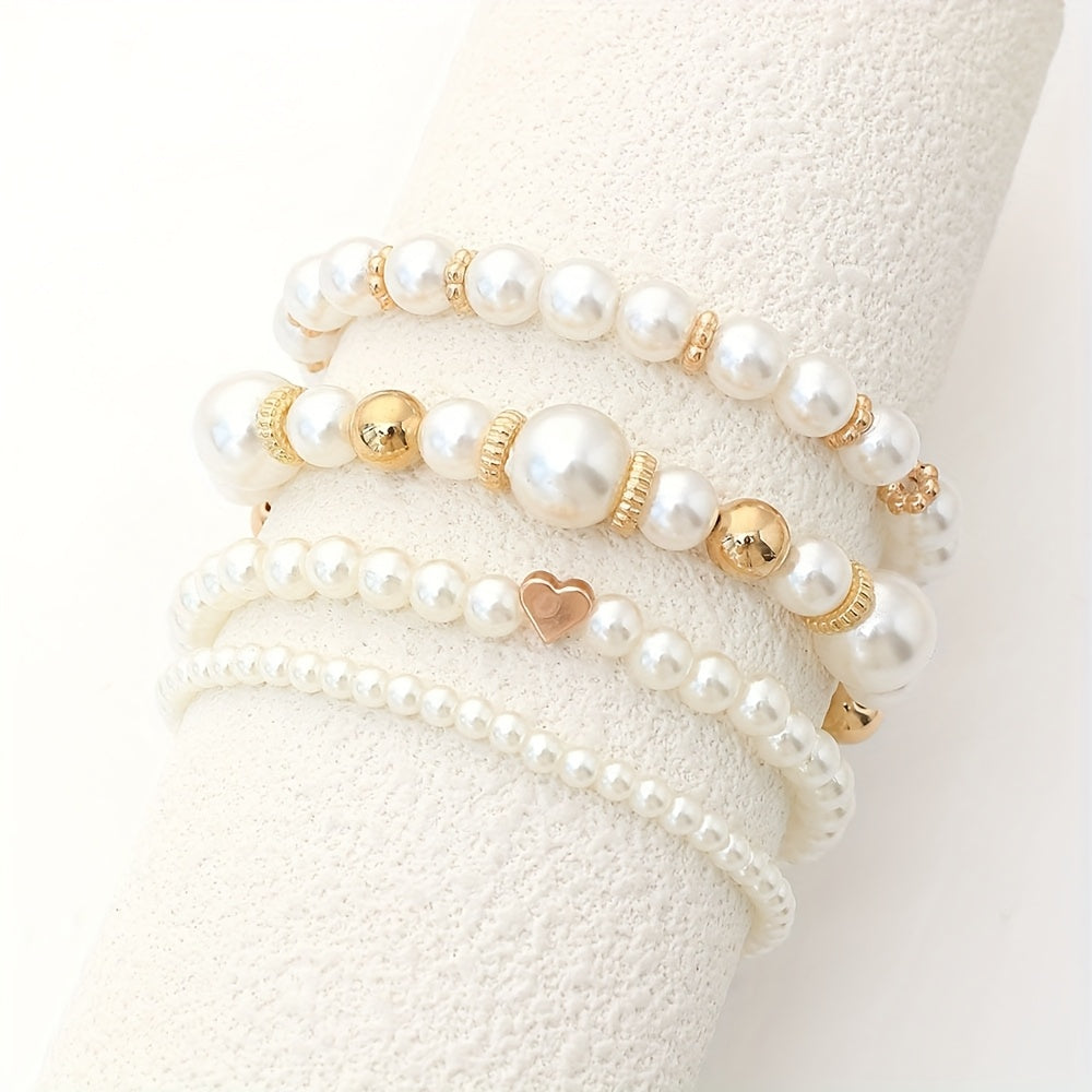 Ensemble de Bracelets - Cœurs et Perles Délicates, mise en situation