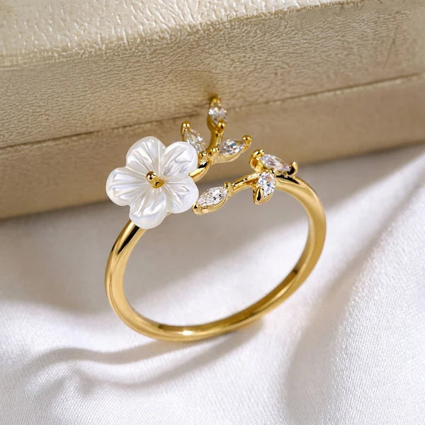 Bague de printemps aux cristaux