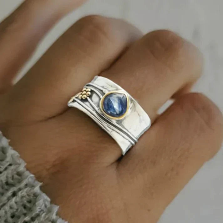 Bague - Saphir Bleu Vintage