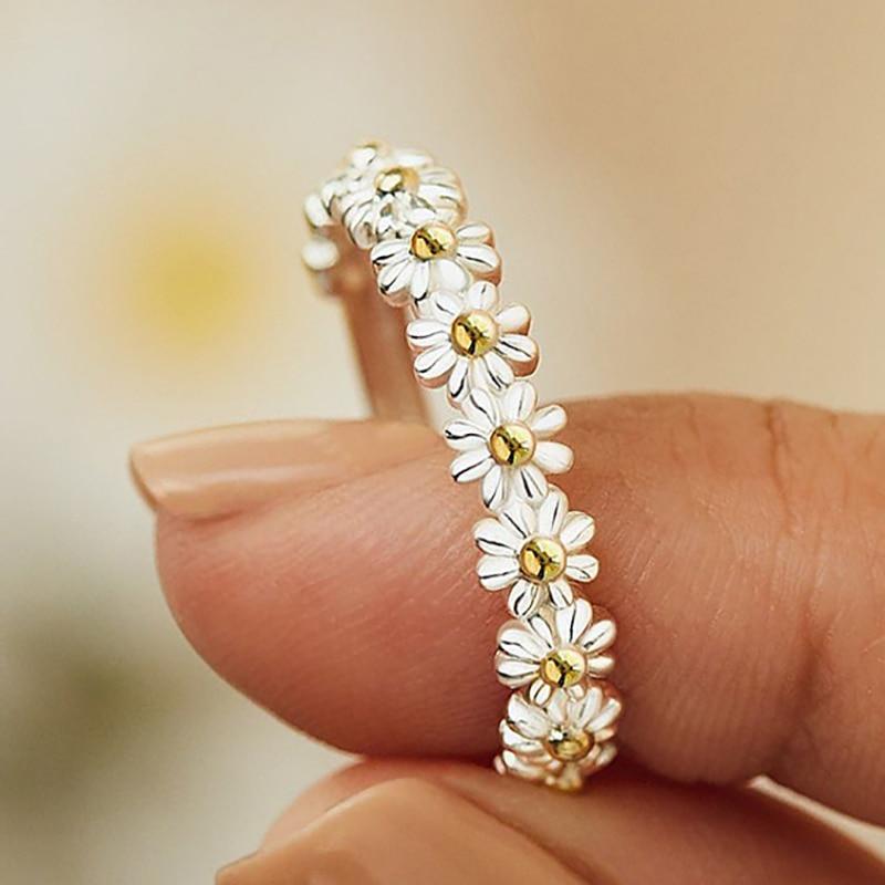 Bague marguerite émaillée
