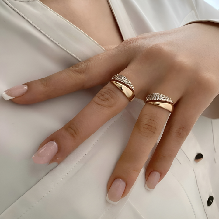 Bague - Confort Intemporel et Féminin, mise en situation