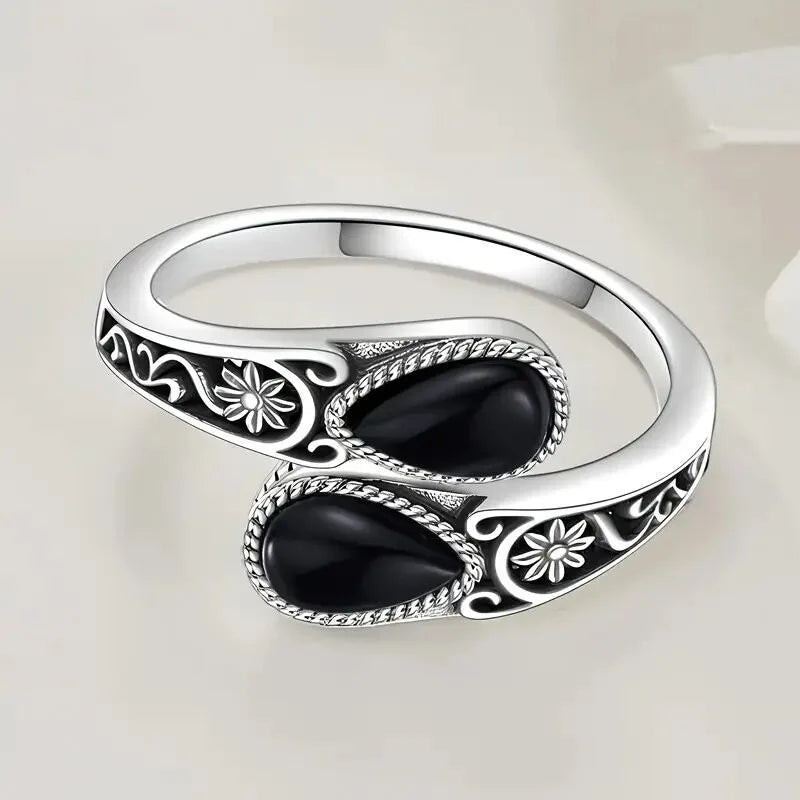 Bague fleur pierre de lune noire