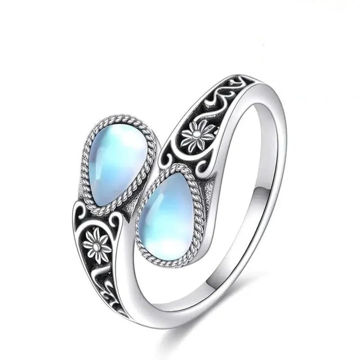 Bague fleur pierre de lune blanche