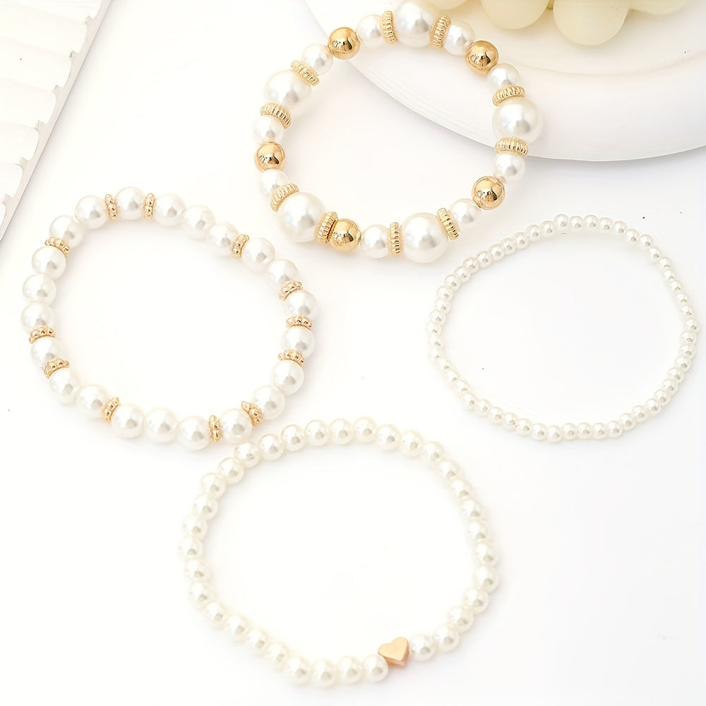 Ensemble de Bracelets - Cœurs et Perles Délicates, mise en situation
